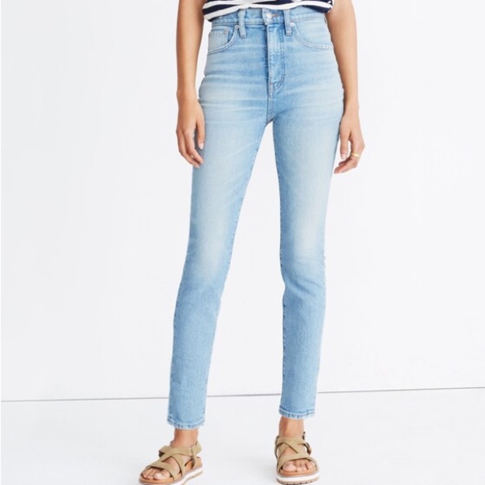Madewell Rivet & Thread 11" High-Rise Skinny Jeans in Gordon Wash